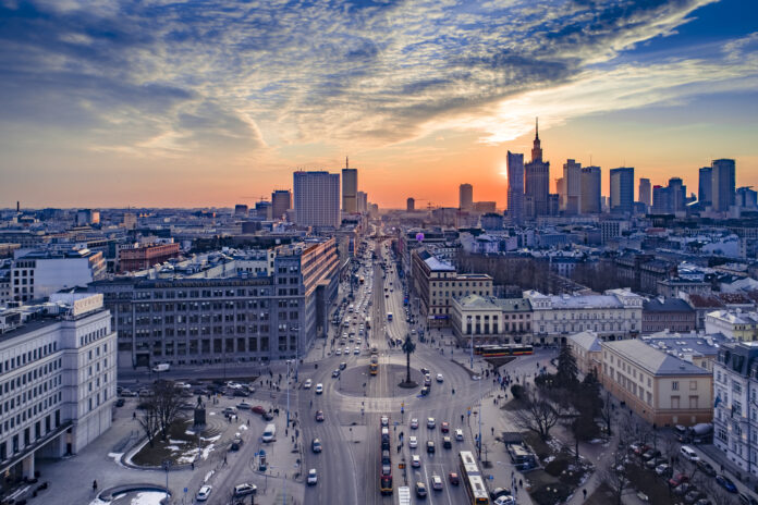dzielnice Warszawy, mieszkania, raport, nieruchomości