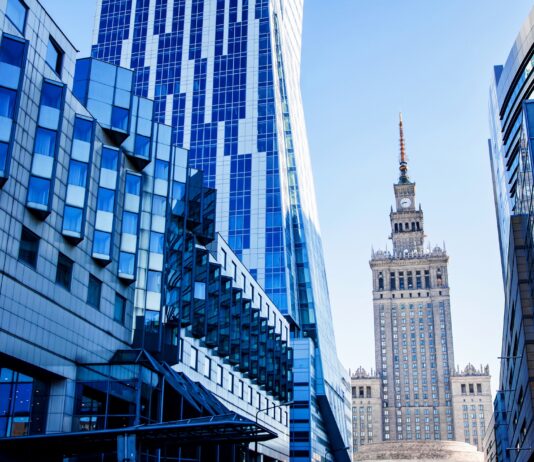 Mieszkanie w centrum miasta – czy warto? Warszawa, mieszkanie w centrum