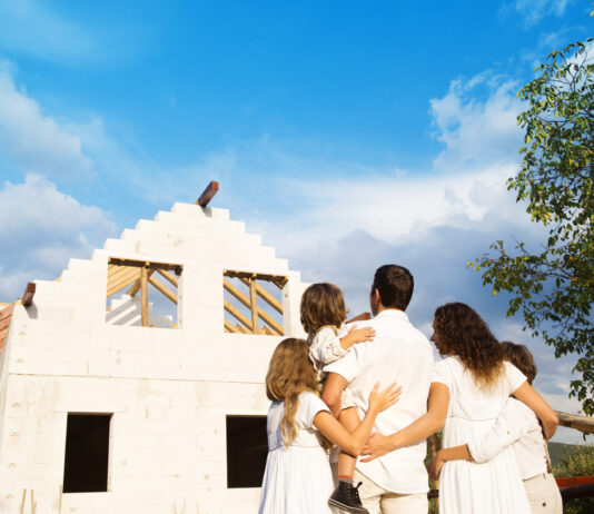 Jak tanio wybudować dom? Jak zaoszczędzić przy budowaniu domu